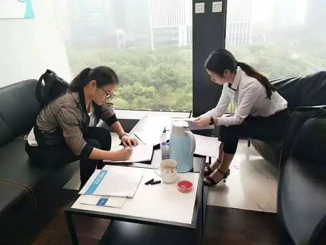 熱烈祝賀杜總簽約創綠家除甲醛加盟代理！