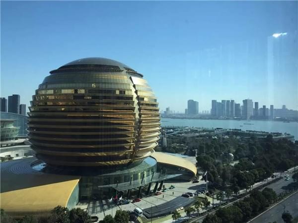 杭州錢江新城迪凱銀座室內(nèi)空氣凈化治理