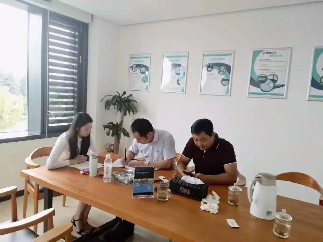 熱烈祝賀姜總、胡總加盟創綠家成為河南省市級代理！